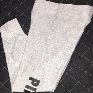 VS PINK ULTIMATE Yoga Leggings Small